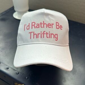 NWOT White womens trucker hat